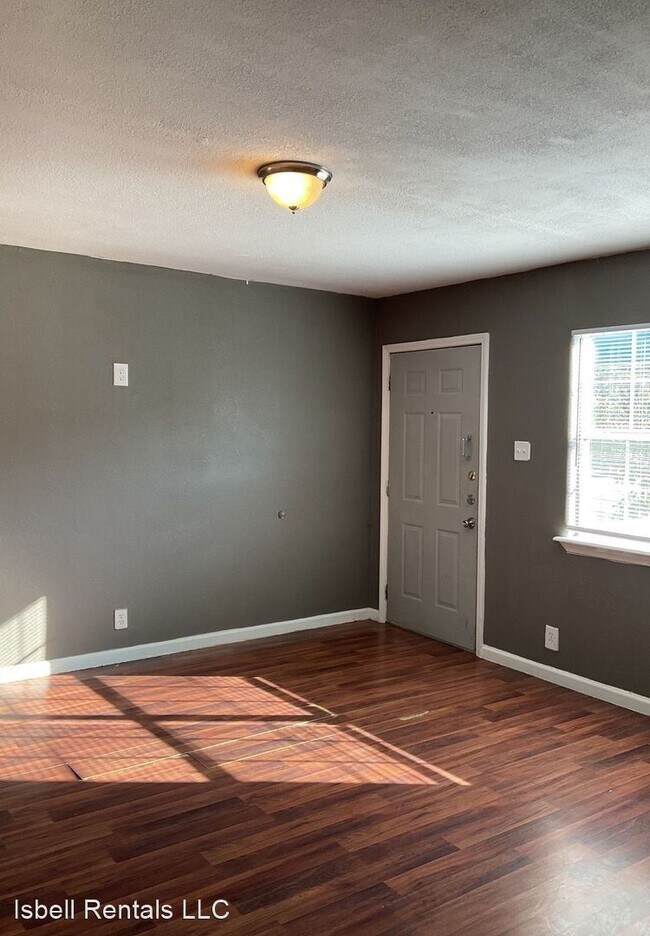 Building Photo - 2 br, 1 bath House - 1005 S 6th Street