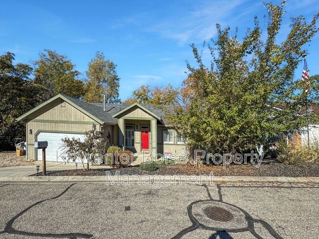 Building Photo - 2035 S Travertine Way