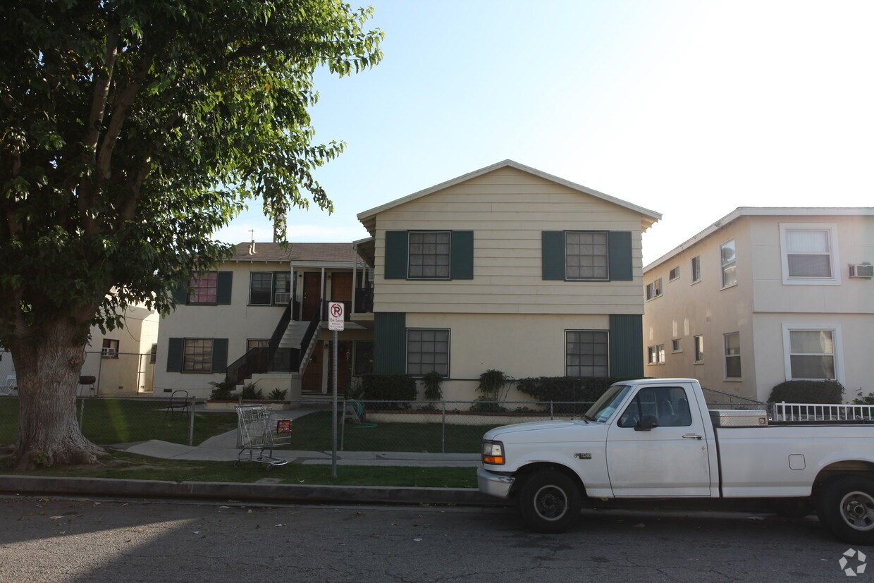 Foto del edificio - 20618 Hartland St