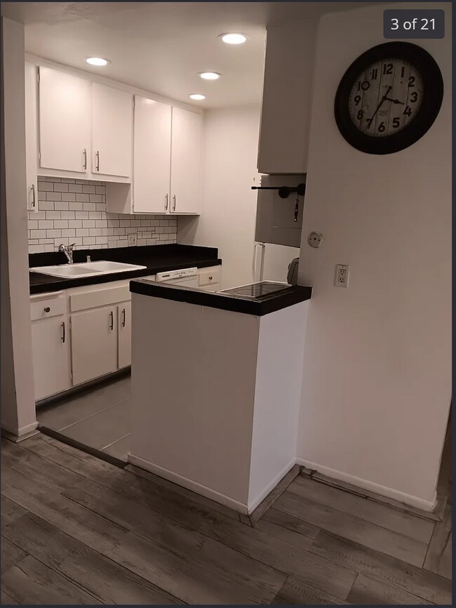 Foto del edificio - 6416 Friars Rd