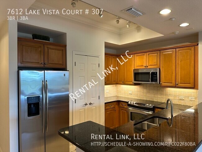 Building Photo - 7612 Lake Vista Ct