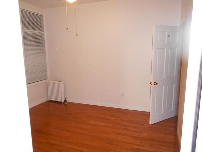Building Photo - 28 Haviland St