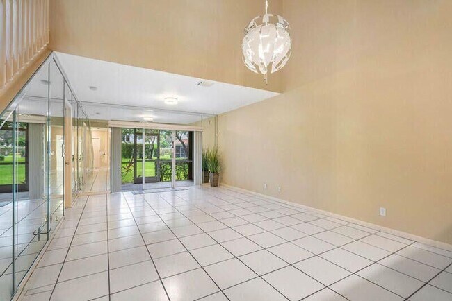 Foto del edificio - 10489 Mateo Ct