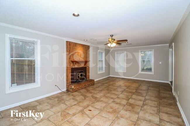 Building Photo - 1568 Cedar Farms Cove