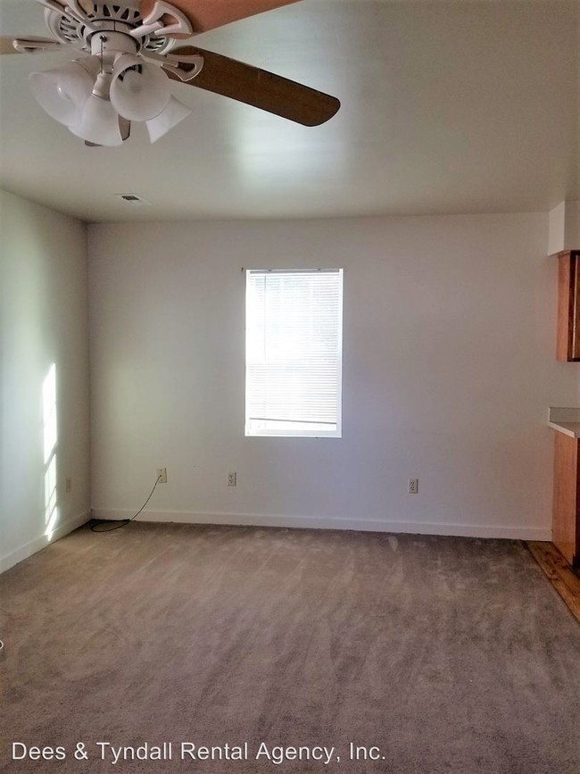 Building Photo - 2 br, 1 bath House - 407 SE Third Street