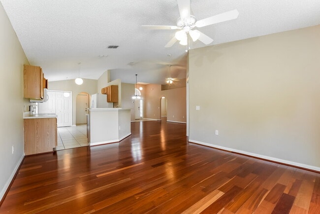 Foto del edificio - 1349 Welch Ridge Terrace
