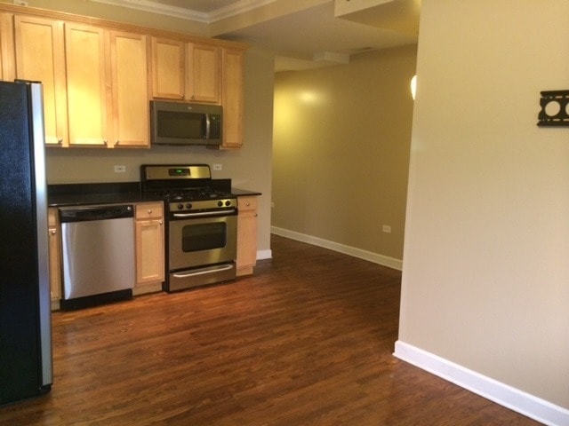 Cocina 2 - 2128 N Hudson Ave