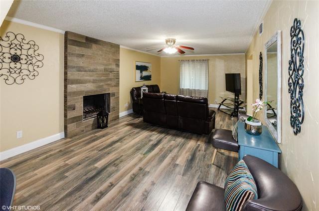 Foto del edificio - 3727 Twin Oak Ct