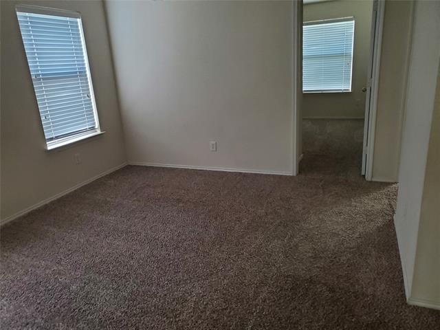 Building Photo - 8405 Luzerne Dr