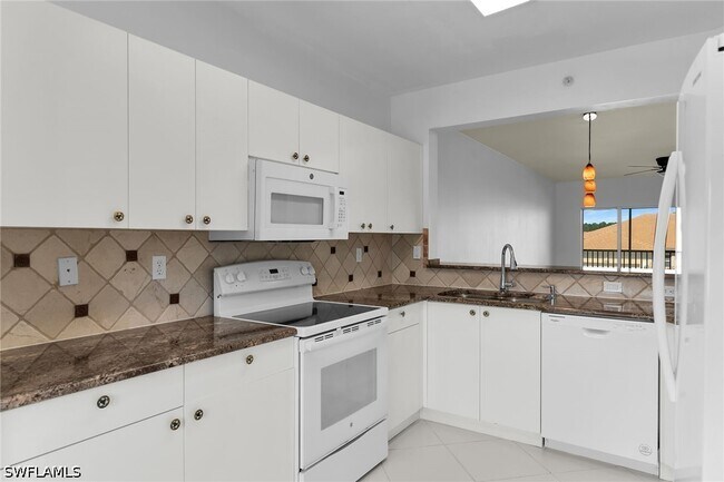 Building Photo - 7835 Regal Heron Cir
