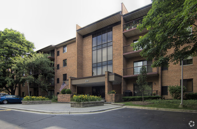 Building Photo - Farmingdale Terrace