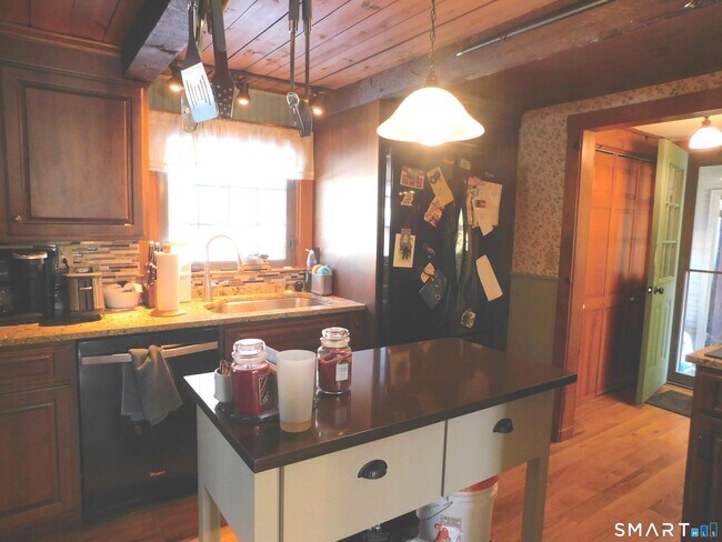 Foto del edificio - 125 Whittington Ave