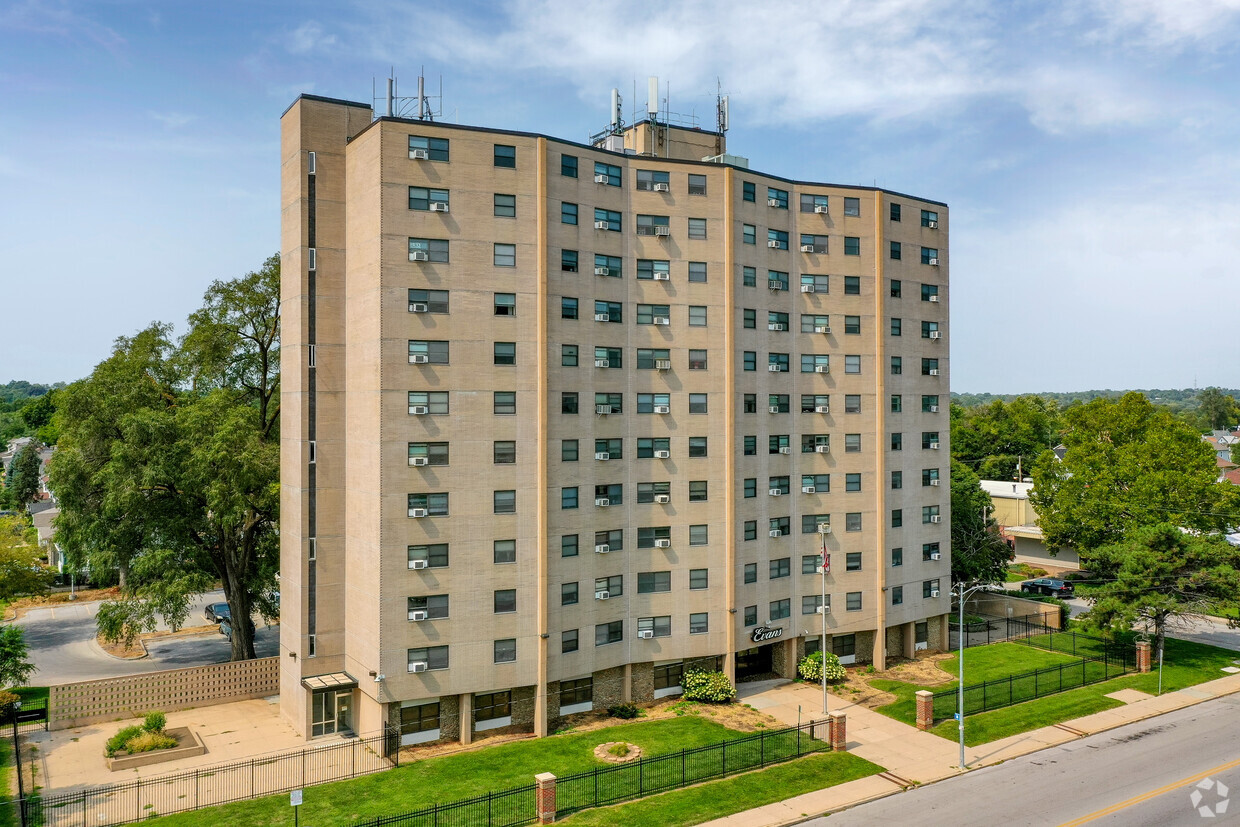 Foto del edificio - Evans Tower