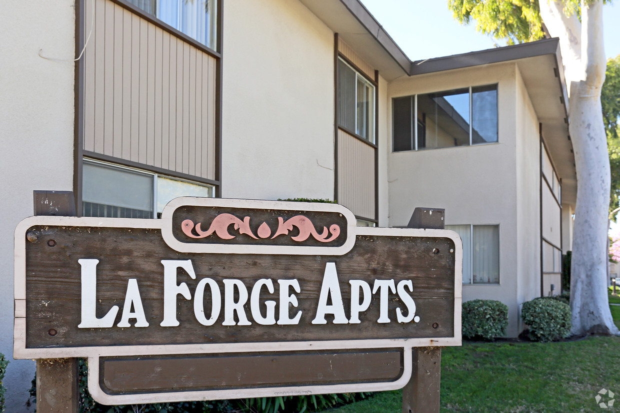 Primary Photo - La Forge Apartments