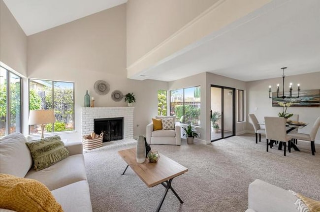 Foto del edificio - 1221 Bracebridge Ct