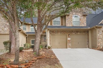 Building Photo - 110 N Valley Oaks Cir