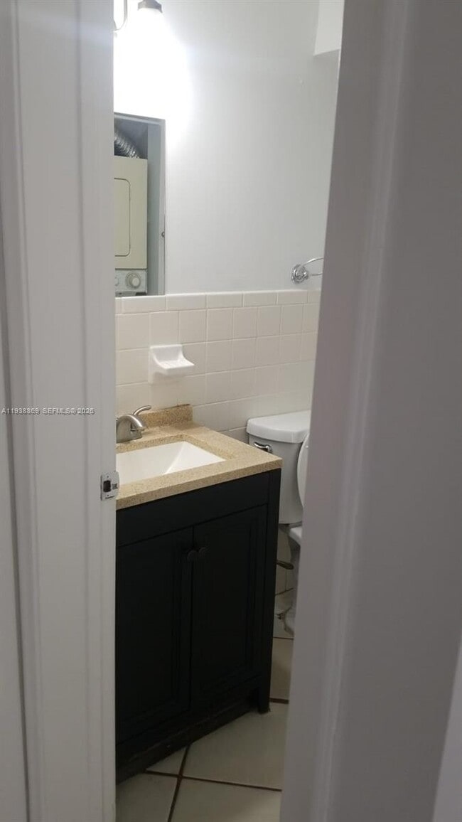 Foto del edificio - 5407 NW 27th St