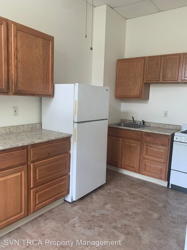 Foto del edificio - 796 Hazelwood Ave