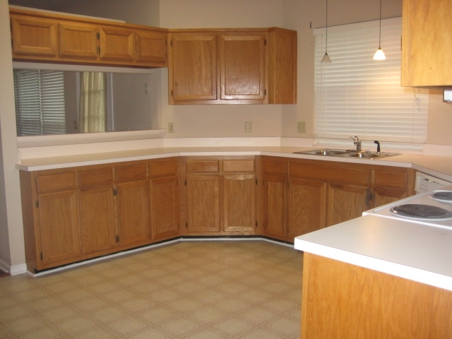 Building Photo - 413 Barkley Court