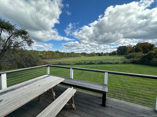 Building Photo - 34 Lime Rock Rd