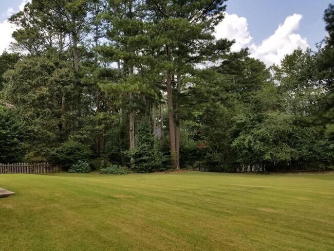 Building Photo - 10580 Stonepoint Pl