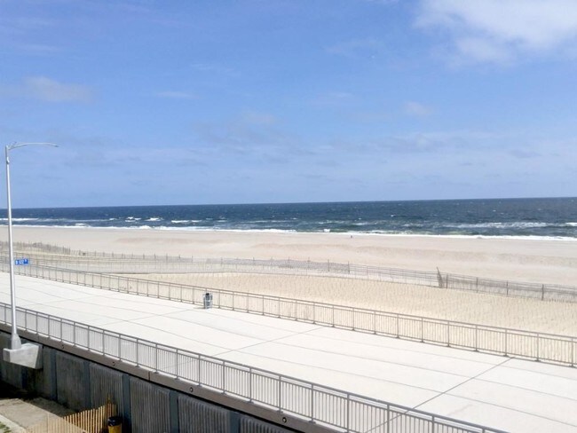 Foto del edificio - 180 Beach 117th St
