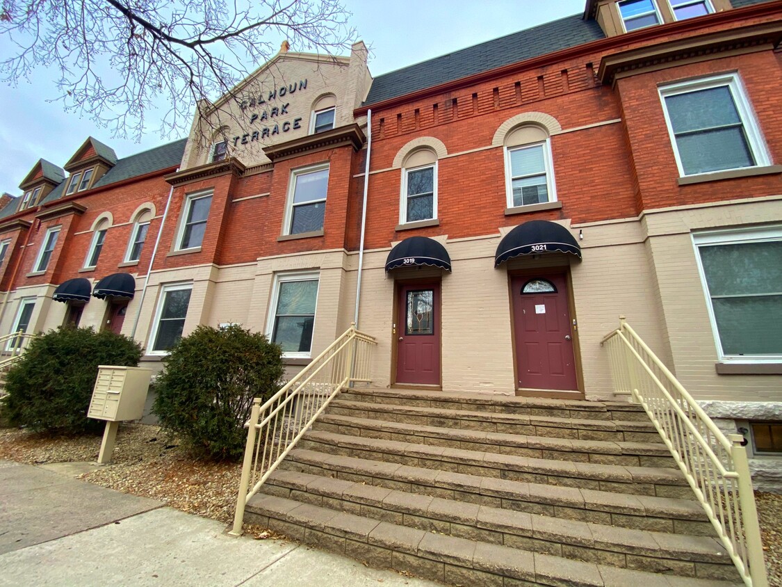 Primary Photo - Calhoun Park Terrace