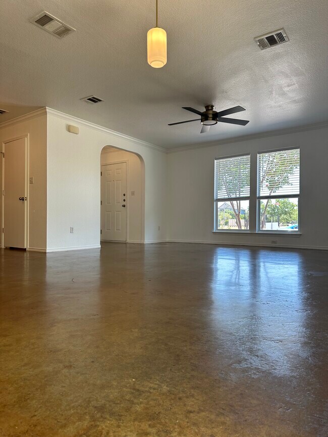 Building Photo - 4603 Credo Ln