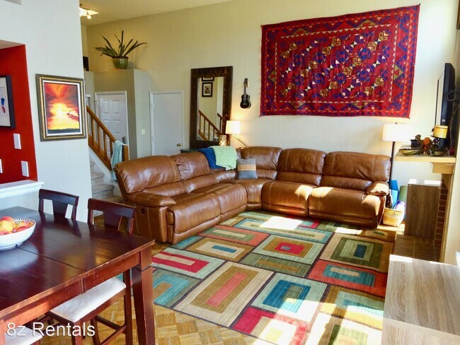 Building Photo - 3 br, 2 bath House - 951 Conifer Court