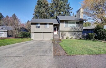 Building Photo - 6510 NW Bernie Dr