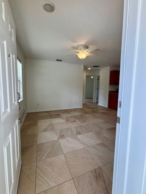 Entry - 320 E 5th St