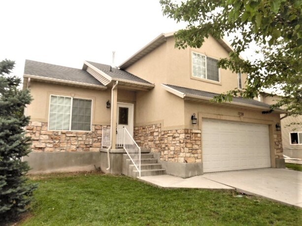 Primary Photo - 1738 W Irie Lane