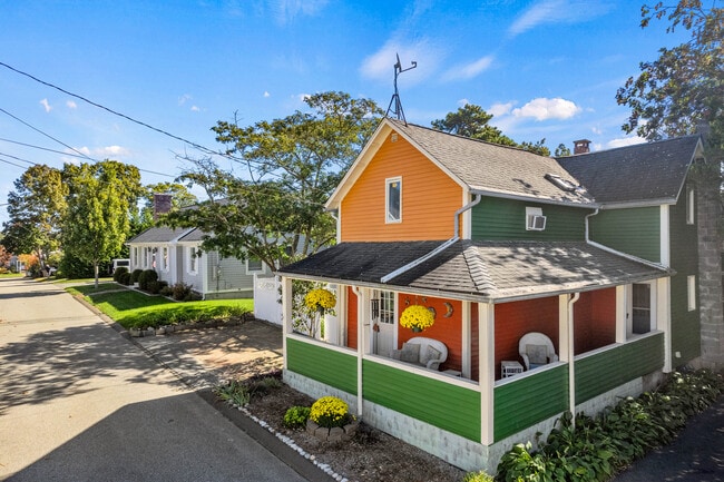 Photo - 14 High St House