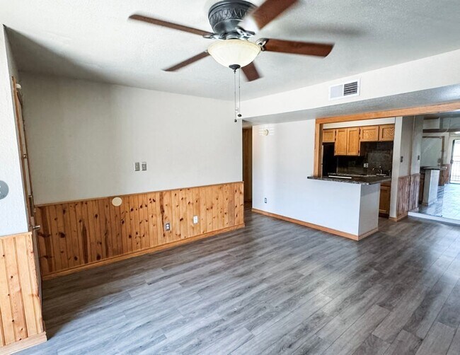 Foto del edificio - Adorable 2/2 Condo Available For Immediate...