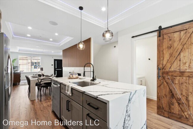 Foto del edificio - 4 br, 3.5 bath House - 3211 Chatham St