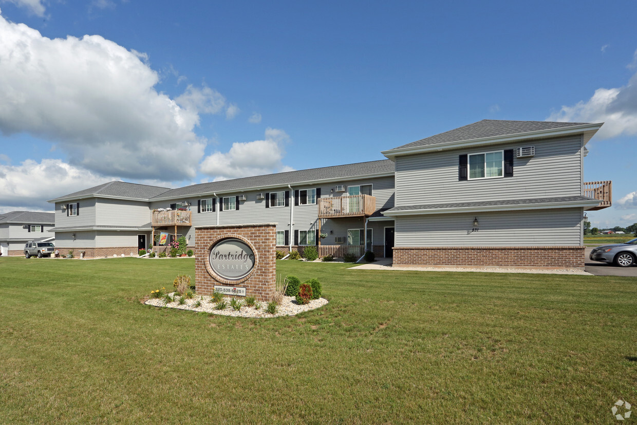 Edificio frontal 531 - Partridge Drive Estates