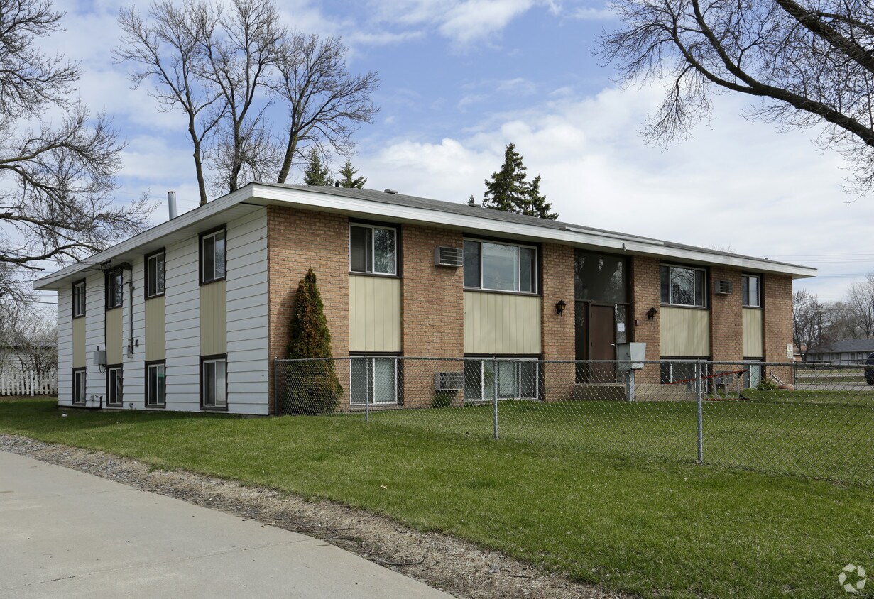 Foto principal - 321 79th Way NE
