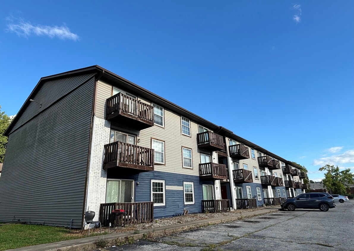 Foto principal - 320 Brown St