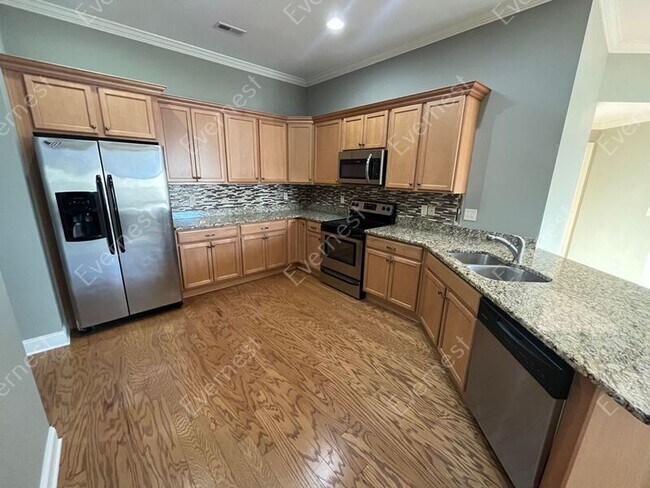 Building Photo - 873 Carlisle Ln
