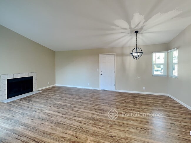 Building Photo - 1027 Whistler Dr