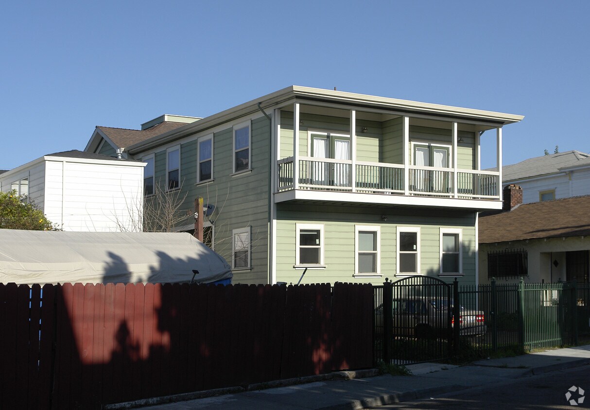 824 Peralta St, Oakland, CA 94607 Apartments in Oakland, CA