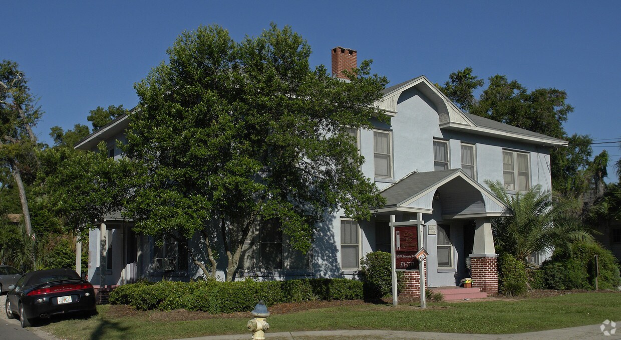 Building Photo - 304 NW 15th St