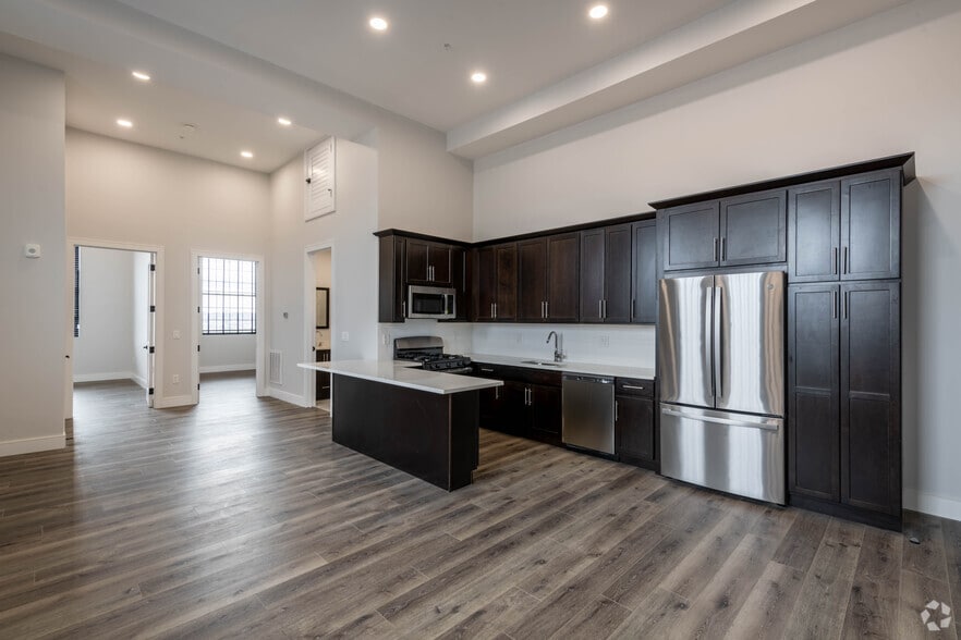 226Common - New Luxury Apartments