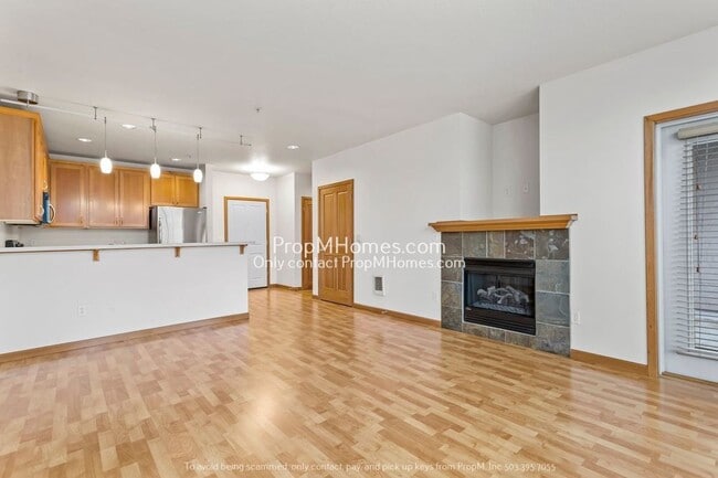 Foto del edificio - Light Filled One Bedroom Condo at the Beranger!