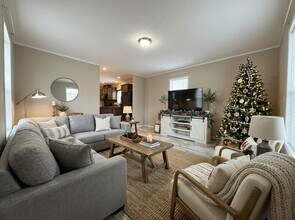 Building Photo - 11783 Cascade Cir