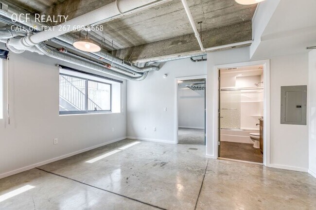 Building Photo - 4800 Brown St