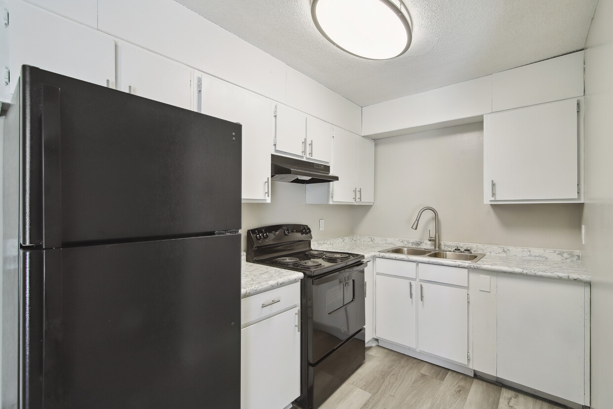 Claxton Pointe Apts Apartments in Dublin, GA