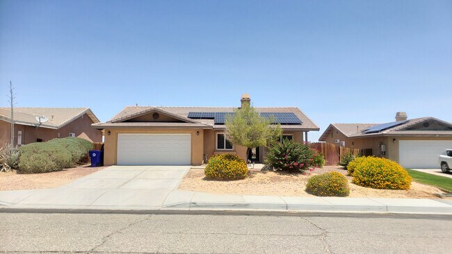 Foto del edificio - 73470 Friendy Ln