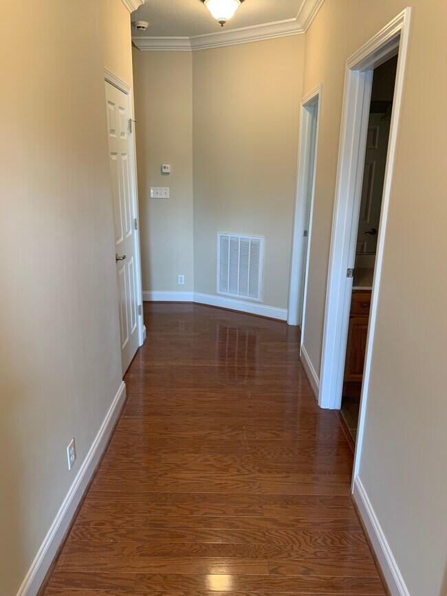 Building Photo - 7708 Ellisville Ln
