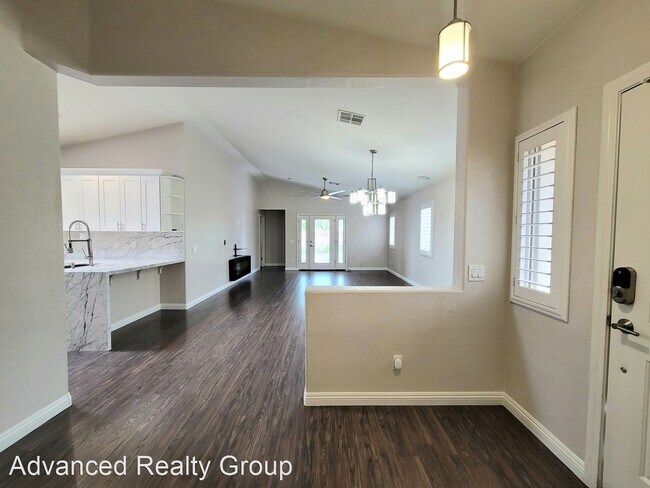 Building Photo - 3 br, 2 bath House - 3434 Blue Ash Lane